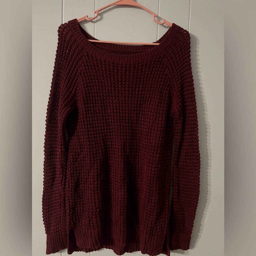 Burgundy American Eagle Crochet Style Sweater Size Small
